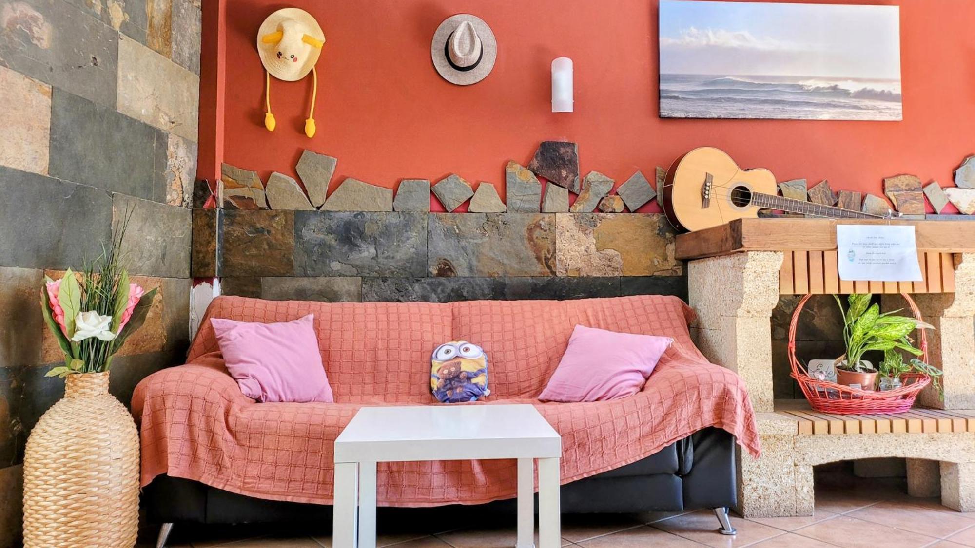 Eden Guesthouse Sardina Bagian luar foto